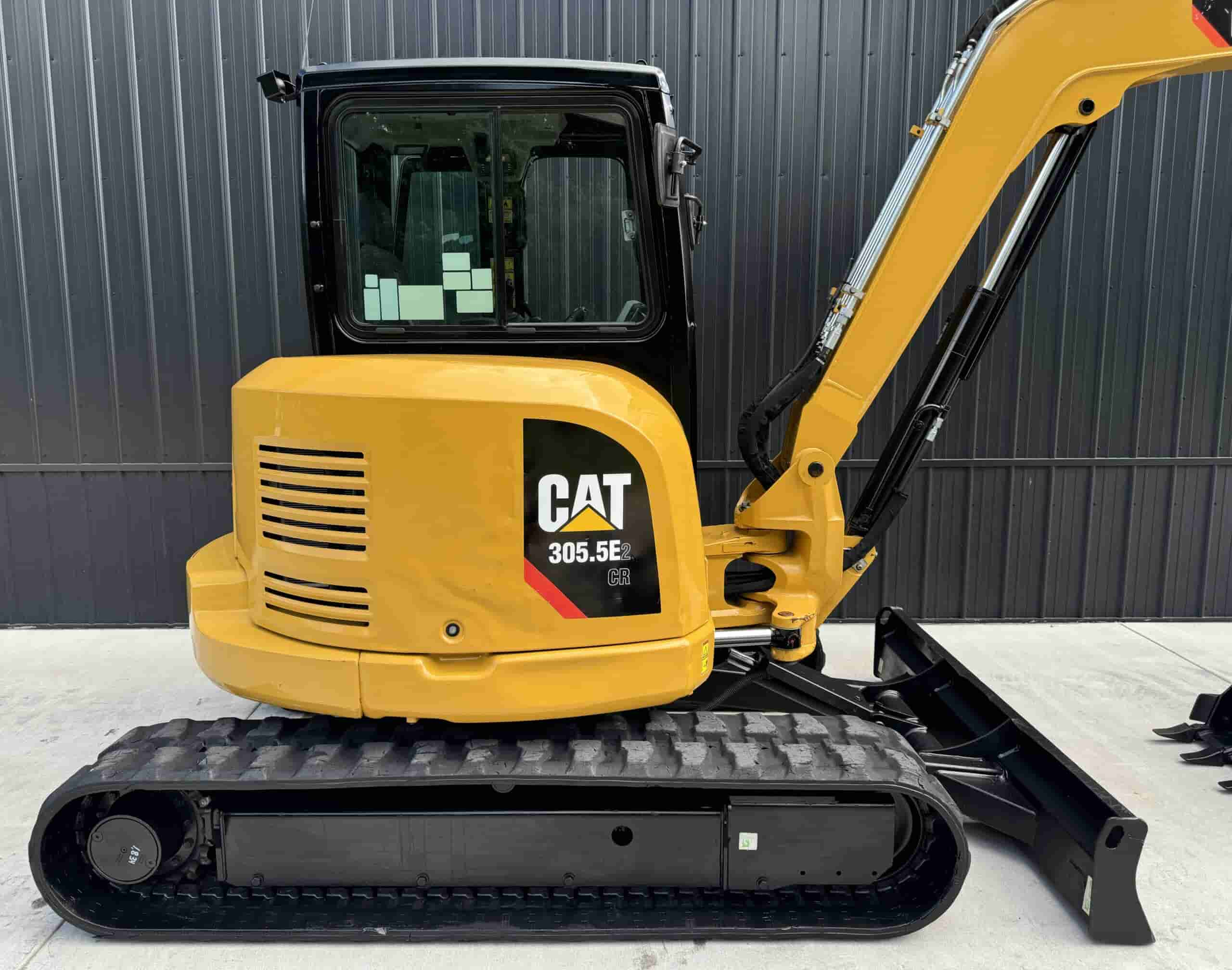 2019 CAT 305.5E2
